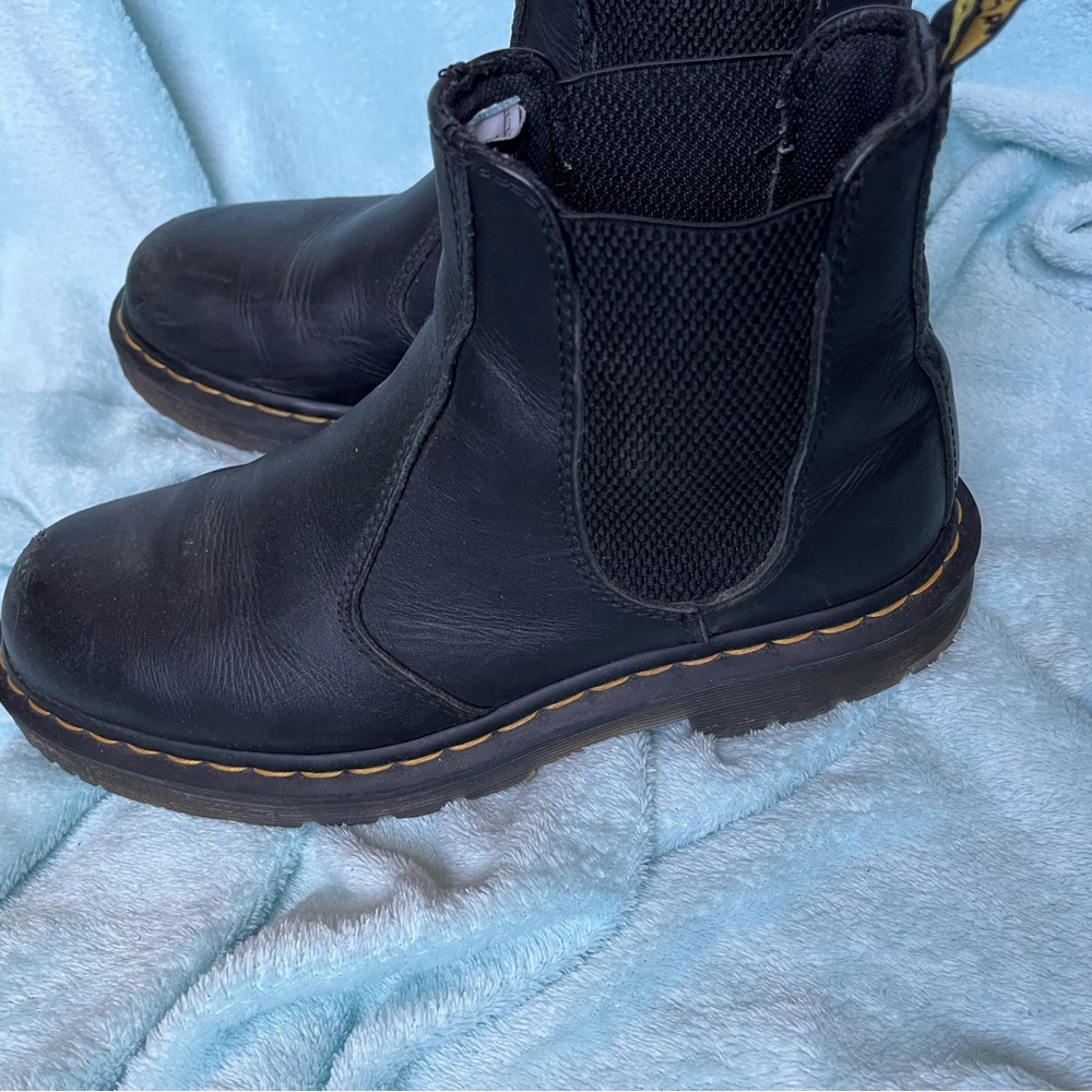 Doc Maarten Chelsea boots